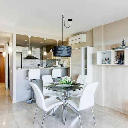 Mas Isaac Sun Village - Barneda Premium Appartement
