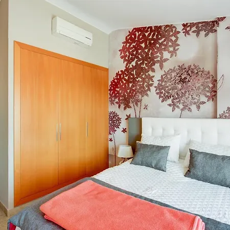 Mas Isaac Sun Village - Barneda Premium * Palau Saverdera